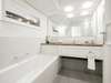 Radisson Blu Hotel Waterfront -Bathroom 